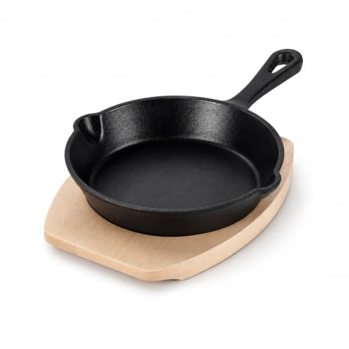 FREYERSBACHER Emaillierte Kleine Gusseisenpfanne 15 cm, Handgeschmiedete Emaille Pfanne mit zwei Schüttkerben, Mini Antihaft Pfanne für Backofen Induktion Holzbackofen Grill Feuerstelle, schwarz