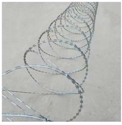 GOCHUSX Stacheldraht Stacheldraht, Verzinkter Stahl Stacheldrahtband Doppelspiralspulen Leicht Zu Biegen, Gartenschutzzaun Für Gewerbliche Sichere Standorte Wandfabrik(32.8FT-8 Rolls)