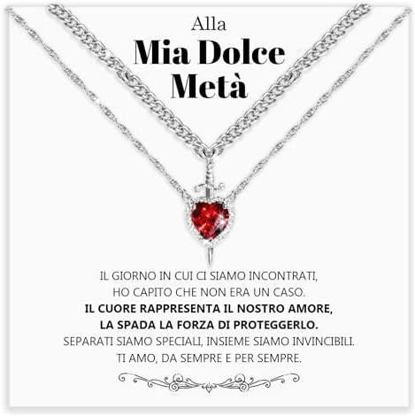 Collane Coppia Cuore e Spada Idea Regalo San Valentino per Lui e Lei in Acciaio Inox, Anniversario Fidanzati Marito Moglie, Gioielli Set 2 Collane - Cofanetto con dedica INCLUSO (Alla mia dolce metà)