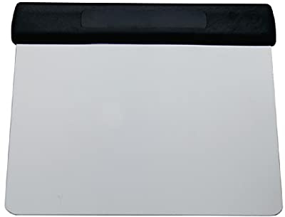 Schneider GT114 Stainless Steel Dough Scraper | Aids efficient dough dividing and scraping on commercial worktops, built to withstand daily heavy-duty kitchen prep.