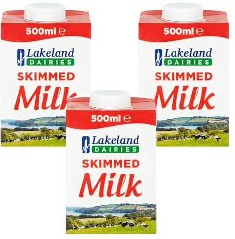 Lakeland UHT Skimmed Milk 500ml Pack of 3 Low Fat 1.25% Long Shelf Life Calcium Dairy Drink Screw Top Multipack Catering Hospitality Office Pantry with Welari Thank You Card | (3pack) (1500ml)