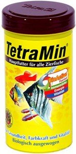TetraMin Normalflocken Fischfutter, besondere Schwimm - und Sinkeigenschaften 100ml