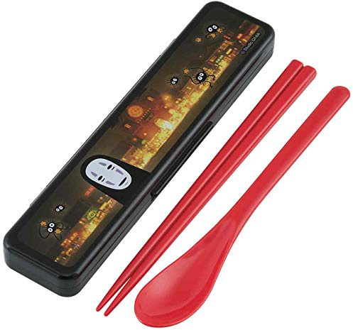 Spirited Away ätpinnar och sked set med bärväska – autentisk japansk design – hållbar, diskmaskinssäker – inget ansikte