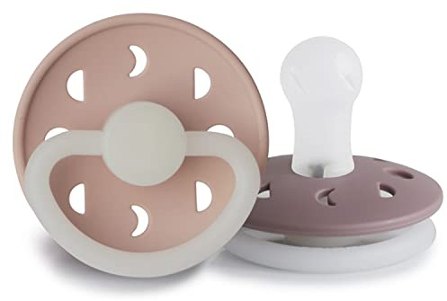 FRIGG Mondphase Silikon Nacht-Schnuller | Schnuller 2 Packung | Symmetrischer Sauger in Kirschform | BPA-frei | Hergestellt in Dänemark | (Twilight Mauve Night/Blush Night, Größe 1 (0-6 Monate))