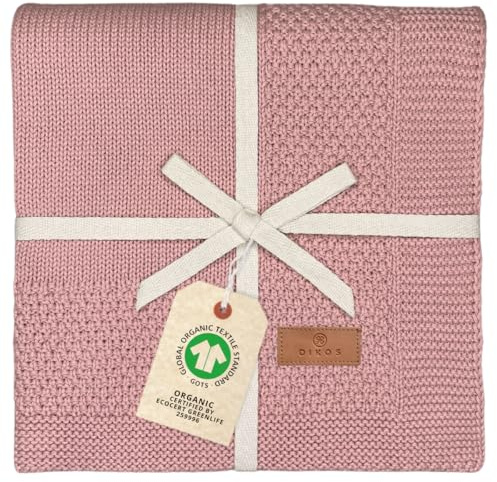 DIKOS Babydecke aus 100% Bio-Baumwolle – Baby Decke für Neugeborene | Atmungsaktive Kuscheldecke (GOTS & OEKO-TEX) – weiche Strickdecke Baby Mädchen – Geschenk zur Geburt, Babygeschenk (Beere)