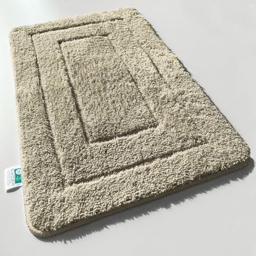 KARAT Badteppich Atlantis - extra flauschig & schnelltrocknend - Badezimmerteppich mit rutschsicherer Rückseite - Badematte Duschvorleger (70 x 120 cm, Beige)