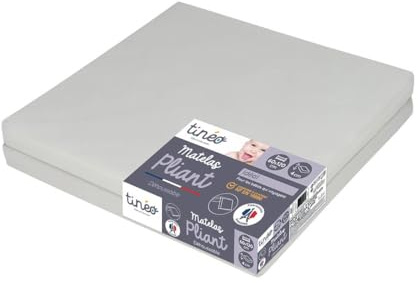 Den hopfällbara madrassen från Tinéo är idealisk för resor. Lätt att bära och tar inte upp plats. Polyesterfiberfyllning för en fluffig välkomst. Avtagbart avtagbart tvättbart i Frankrike