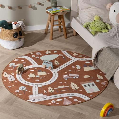 FRAAI | Home & Living Auto Spielteppich Rund - Rocky Ride Terracotta - Figuren/Charactere - Kinderzimmer, Babyzimmer - Jungen - Mädchen