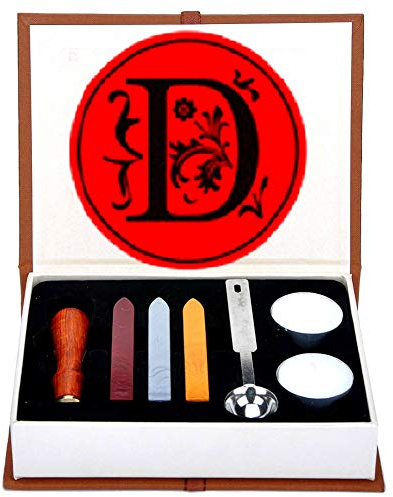 Buchstaben-Wachs-Siegel-Stempel-Set, ANBOSE Alphabet Wachs-Siegel-Stempel-Kit einschließlich 1Pcs Holzgriff Kupfer-Siegel, 3Pcs Wachs-Siegel-Sticks, 1Pcs Schmelzlöffel und 2Pcs weiße Kerzen（D)