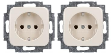 Busch-Jaeger Elektroinstallation (2, Steckdose)