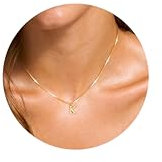 JeweBella Personalisierte Halskette mit Buchstaben-Anhänger - 14 Karat Vergoldet Gold-Kette für Damen, Frauen und Mädchen - Hypoallergene Initialen Modeschmuck Geschenke A-Z
