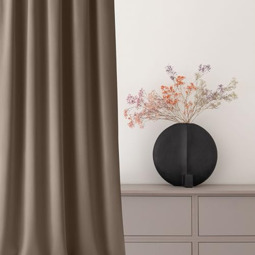 ROOM99 Tenda con occhielli argentati, Aura, 140 x 230 cm, larghezza x altezza, moderna, Curtain per soggiorno, camera da letto, Nugat, 1 pezzo