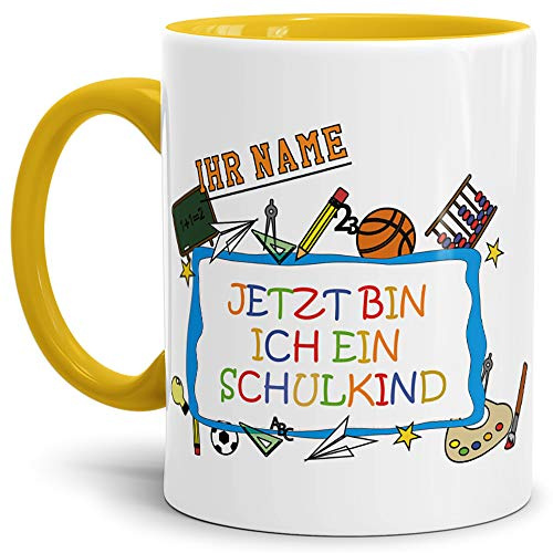 Einschulungs-Tasse Jetzt bin ich ein Schulkind - ABC-Schütze/Schule/Kind / 1. Klasse/Geschenk zur Einschulung/Schul-klasse/Personalisiert/mit Name/Innen & Henkel Gelb