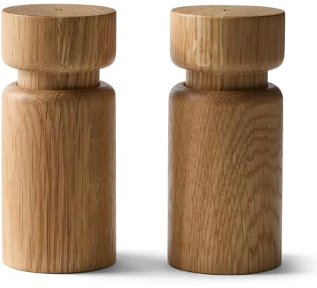 Crushgrind Helsinki Mini Gewürzmühle mit Keramikmahlwerk | 2er Set | Eichenholz | Salz und Peffermühle mit verstellbarem Mahlgrad | aus hochwertigen, nachhaltigen Materialien | 2x Eiche (110 mm)