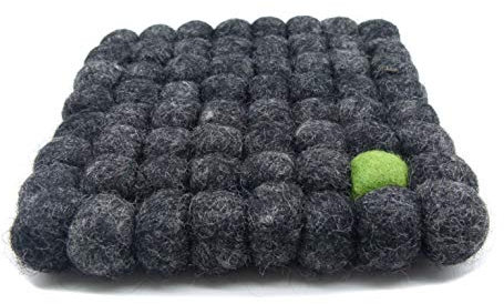 feelz Filzuntersetzer eckig grau grün 15 x 15 cm Handarbeit Topfuntersetzer bunt Bunte Filzkugel Untersetzer aus Filz Filzkugeluntersetzer