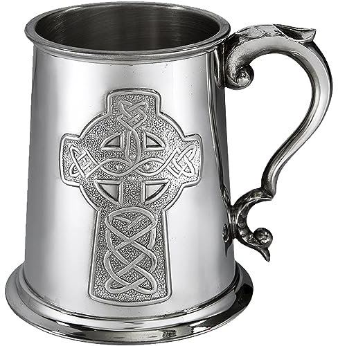I LUV LTD Étain Chope 1 Pinte avec Croix Celtique en Relief Poignée de Défilement Pur Lourd Jauge Bière Chope Cadeaux Personnalisés pour Hommes et Femmes