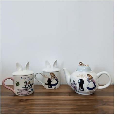 JBKJGWYA Dessin animé Alice au pays des merveilles ensemble de théière théière Couple tasse en céramique créative Couple tasse cadeau de noël(1 Teapot and 2 Mugs)