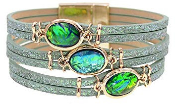 Zodiark Jewellery Dreifach grüne, schillernde Strass-Steine und gebürstete, antike Goldanhänger mit schimmerndem grünem Lederarmband, Wickelarmband