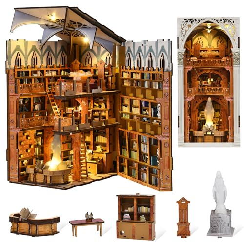 MiniCity Öffentliche Bibliothek DIY Book Nook Kit mit LED fürs Bücherregal | 18 × 23 × 18 cm; 604 Teile aus Holz, Papier und Kunststoff mit LED und Staubschutz; Aufbau 6–8 Std., Anleitung, ab 14 Jahren.