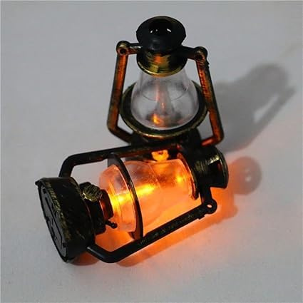 1 Stk. Miniatur-Lampen für Puppenhaus, Puppenhaus-Miniatur Retro-Öllampen-Puppenhauszubehör, Szene-Ornamente, Miniatur-Puppenhaus-Szene-Modell-Hurrikan-Laterne, Petroleumlampe, Puppen und Zubehör