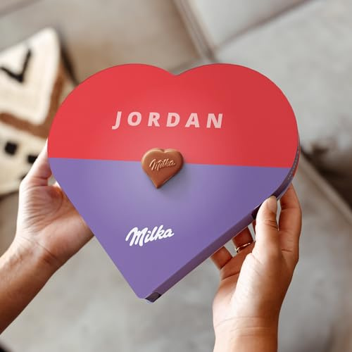 Cuore di Cioccolato Milka Personalizzato con Nome e Testo – Regalo per Uomo & Donna, Praline a Forma di Cuore con Ripieno di Crema Nocciola-Nougat, Design Milka Classico (187g)