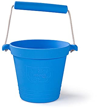 Bigjigs Toys Adventure Collapsible Bucket (Ocean Blue) - Silicone Bucket for Sandpit, Holiday Toys for Toddlers, Quality Sand and Water Toys