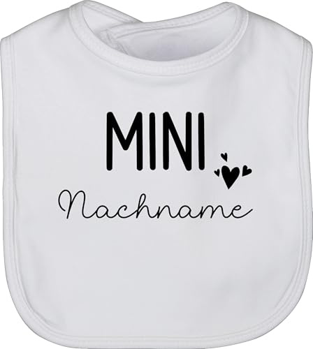 Geschenk mit Namen personalisiert by Shirtracer - Lätzchen - Zur - Mini Nachname | Schwangerschaft verkünden Geschenk Geburt Baby