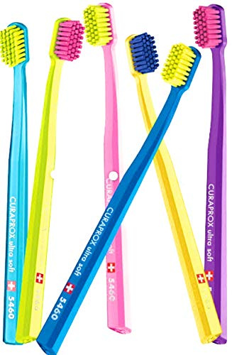 Curaprox Zahnbürste CS 5460 Ultra Soft - Handzahnbürste für Erwachsene mit 5460 Ultra Soft CUREN Borsten - Zufällige Farbe
