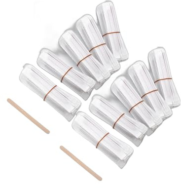 Paletas de café desechables envueltas individualmente en madera biodegradables. Cucharillas de plástico desechables resistentes al calor para girar el azúcar, las bebidas y el café en los vasos de