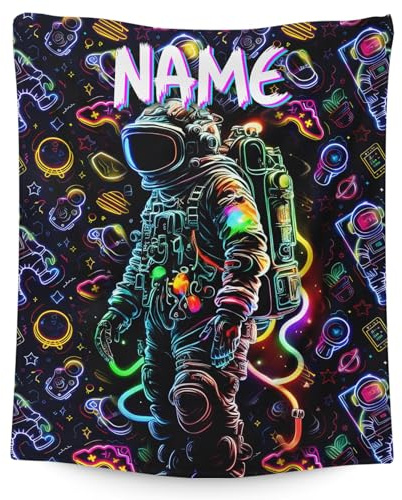 GiftRomance Kinder Kuscheldecke mit Namen Astronaut – Personalisiertes Geschenk, Flauschige Fleecedecke Weltraum Decke für Jungen Bett Sofa Kinderzimmer