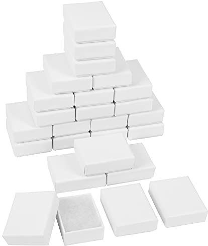 Belle Vous Weiße Kraftpapier Kleine Geschenkboxen für Schmuck Verpackung (25 Stk) - L5,7 x B4,5 x H2,1 cm- Pappschachteln mit Deckel Set mit Baumwollfüllung für Ohrringe, Halsketten, Armbänder & Ringe