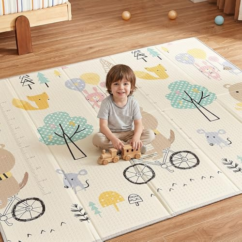 CASABEL Baby-Spielmatte, dick und weich, 180x150cm, Motiv Bär | Mitwachsend, faltbare Babymatte, wasserdicht, großes Format, farbenfrohes Design, kompakt und leicht zu reinigen