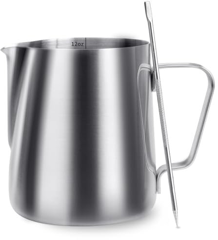 ENLOY Milchaufschäumkrug, 350 ml Milchaufschäumerbecher, Edelstahlkrug, Dampfkrug, Espressomaschinenzubehör, Milchkaffee, Cappuccino, Latte Art, Dampfkrüge, Milchkännchenbecher mit Kunststift