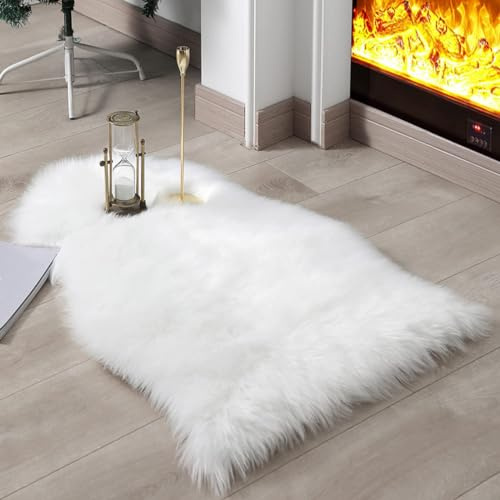 JXLOULAN Faux Fell Teppich Weiß 50x80 cm Waschbar, Flauschiger Faux Lammfell Teppich für Wohnzimmer Schlafzimmer Kinderzimmer Haustierfreundlich