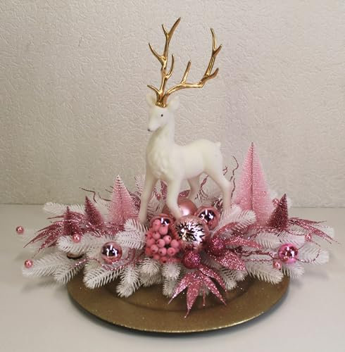 Weihnachtsgesteck mit einem Elch, Gesteck Weihnachtsdekor, Tischdekoration, Tisch, künstliche Floristik, Beeren, Stoffblume Magnolie, Tannenzweige, in grün weiß rosa