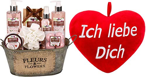 BRUBAKER Cosmetics 12-teiliges Geschenkset - Bade- und Dusch Set | Kokosnuss & Erdbeer Duft mit einem Ich Liebe Dich Herz