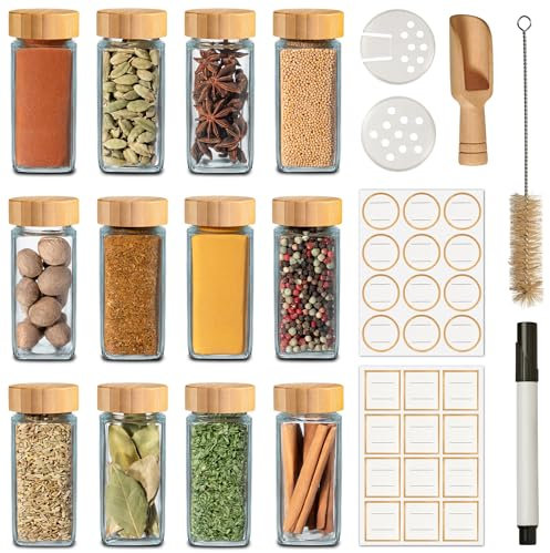Praknu Barattoli Vetro per Spezie con Coperchi - Set da 12 - Coperchio in Bambù - 120ml - Inclusi Etichette, Spazzola & Cucchiaio in Legno - Contenitori Spezie per Cucina