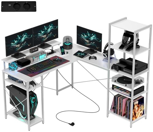 HOMCOM Bureau d'angle en Forme L, Bureau d'ordinateur avec Rangement 137 cm - Prise intégrée, Support d'écran, Support CPU et étagère de Rangement, pour Petit Espace, Blanc