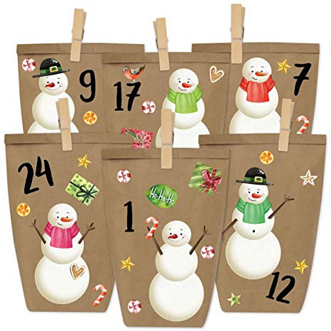 Papierdrachen Adventskalender 2025 zum Befüllen - Schneemänner zum Aufkleben - mit braunen Papiertüten und Zahlenstickern - inkl. Klammern - Weihnachten