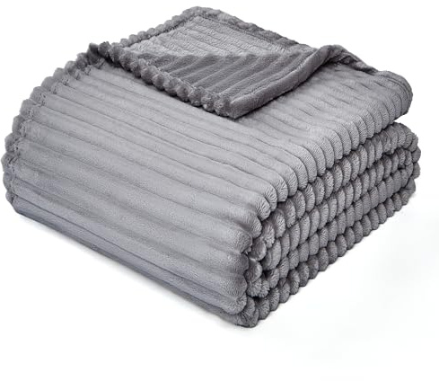 LANE LINEN Flannel Fleece Throw Blanket – 127 x 152 Light Grey Soft Cozy Plush Blanket for Couch or Bed, Warm Fuzzy Spring Decor Gift for Women & Men