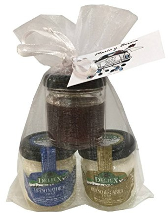 Regalo innovador compuesto por dos tarritos de crema de queso y un tarrito de mermelada de fresa, en bolsa de organza (Pack 24 ud)