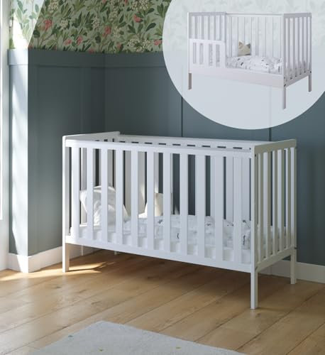 zee - Babybett Kinderbett, 2w1 Bett Bambi - Dreistufige Einstellung für Nicht Sitzendes, Sitzendes und Stehendes Kind - Zwei Abnehmbare Sprossen - mit Geländer - 60x120x86cm, Weiß