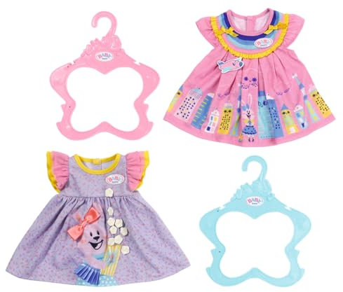 Zapf Creation 828243 Baby född klänning 43 cm i rosa eller lila inklusive klädhängare, 1 klänning, färg efter lager och inte fritt valbar