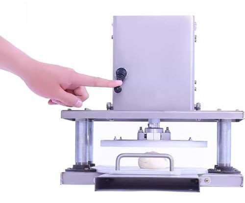 Commercial Dough Roller Sheeter Electric Pizza Dough Press Roller Machine Automatic for Noodle Pizza Bread and Pasta Maker