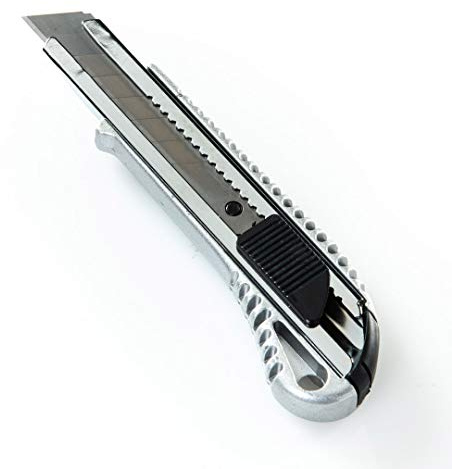 Taglierino cutter in alluminio larghezza lama 18 mm