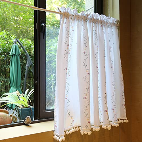 A.Monamour Tenda corta per piccole finestre, in cotone bianco, con fiori botanici ricamati con pompon bianchi, nappe, tende a pannello per cucina, bar, camera da letto, armadio, tenda per porta