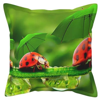AAPIKA Lustiger Kissenbezug mit Marienkäfer mit Regenschirmen, bedruckt, weiches Kunstleder, quadratisch, moderner Kissenbezug, 45 x 45 cm, 1 Stück