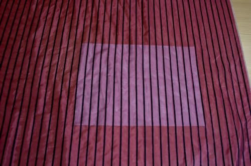 Generisch Dekostoff transparent mit Streifen rot-schwarz 320 cm hoch Meterware