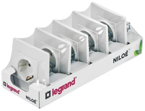 LEGRAND Pack 5 Enchufes o toma 2P+T 16A 230V, Gama Niloé Monobloc, Mecanismo Completo con Marco, Color Blanco, 396430