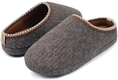 COFACE Zapatillas acogedoras Scuff para hombres Confortables Zapatillas de memory foam Slip On Suaves Zuecos de dormitorio Zapatos de casa para hombre Interior y exterior Marrón café Talla 46